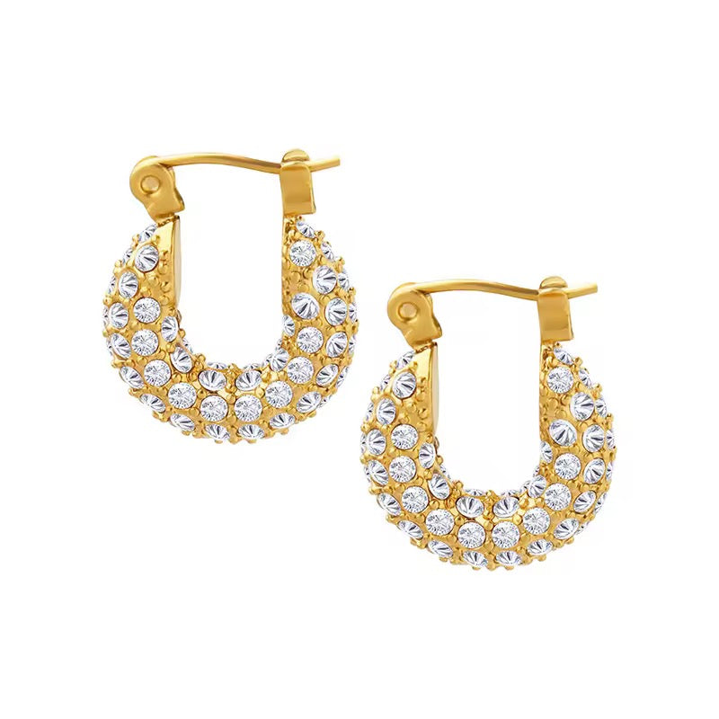 Mia Hoops