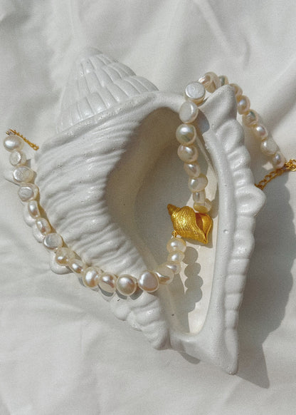 Conch Necklace