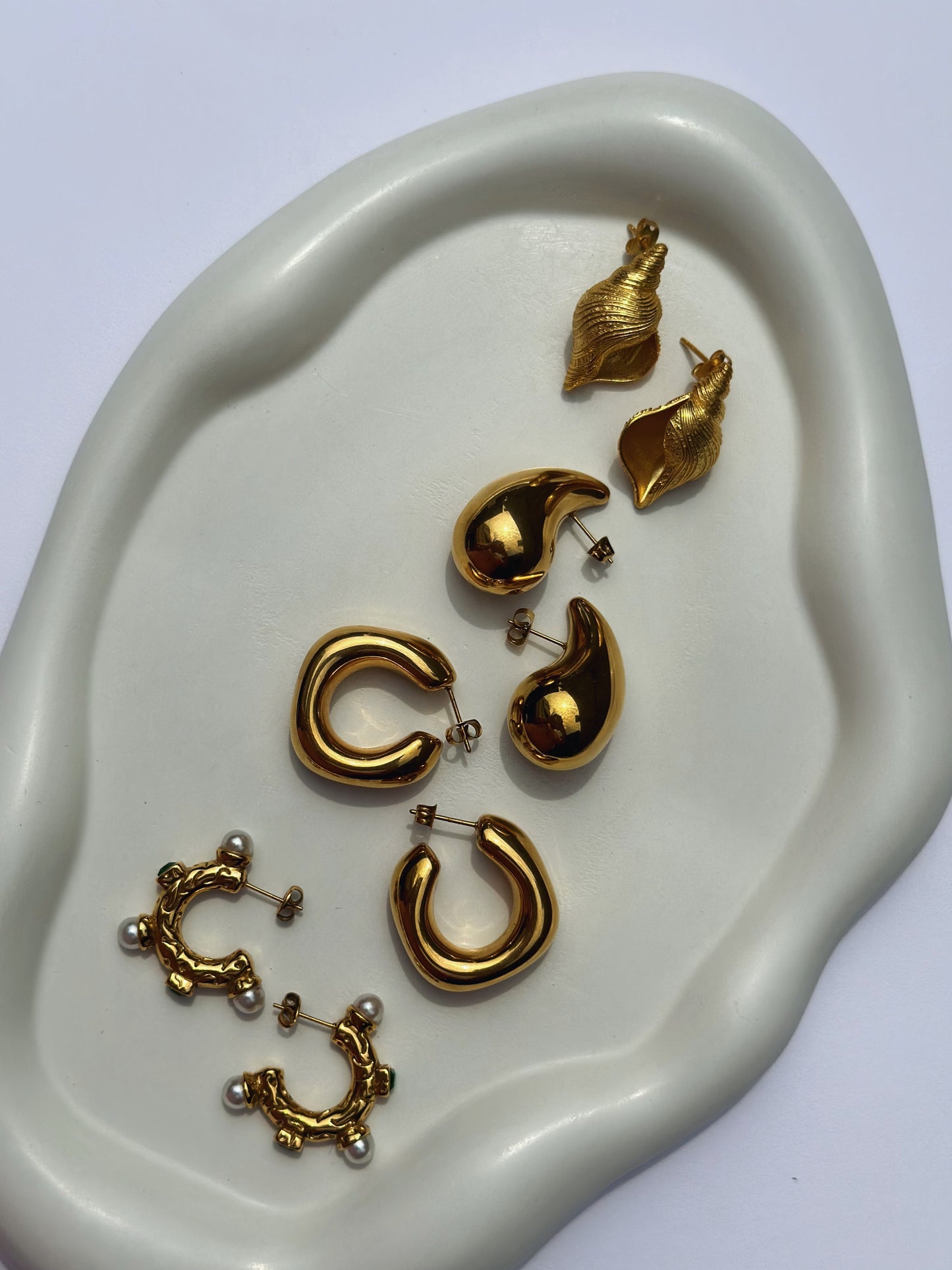 Celine Hoops