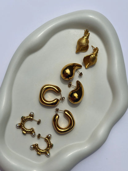 Celine Hoops