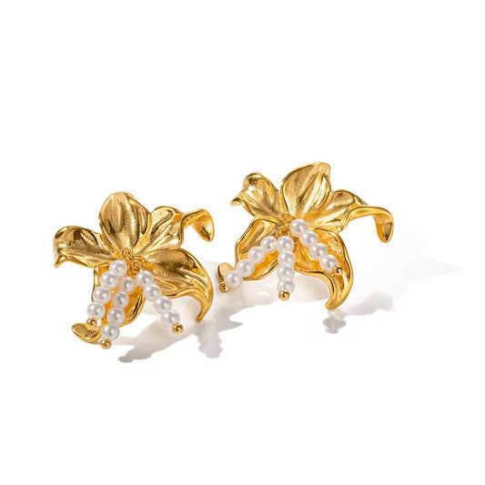 Lily earrings