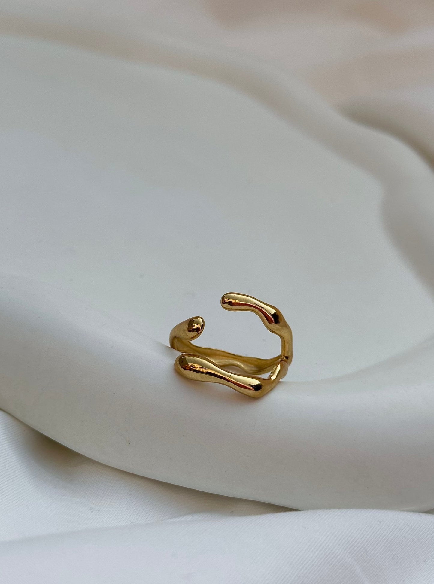 Wave ring