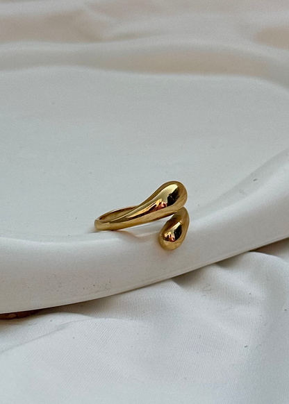 Double Knot ring
