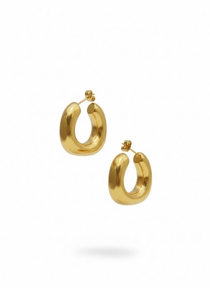 Celine Hoops